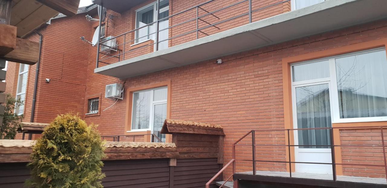 Hotel Ник Аэро Jarkov Exterior foto